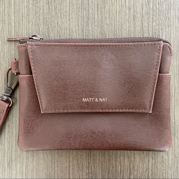 Matt & Nat Handbags - MATT & NAT Small Wallet Wristlet in Brown